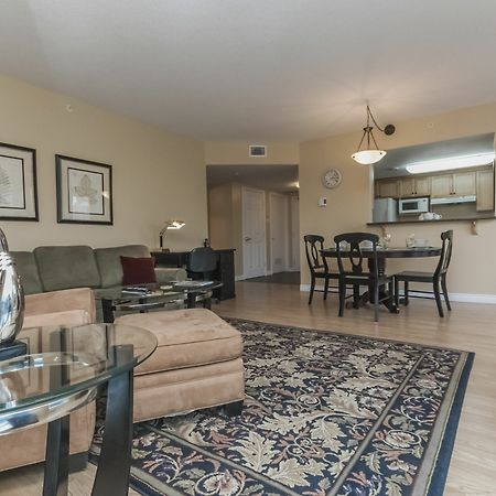 Premiere Suites Moncton Exteriör bild