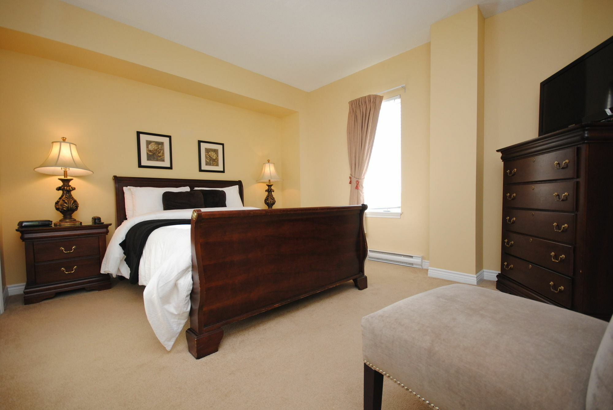 Premiere Suites Moncton Exteriör bild
