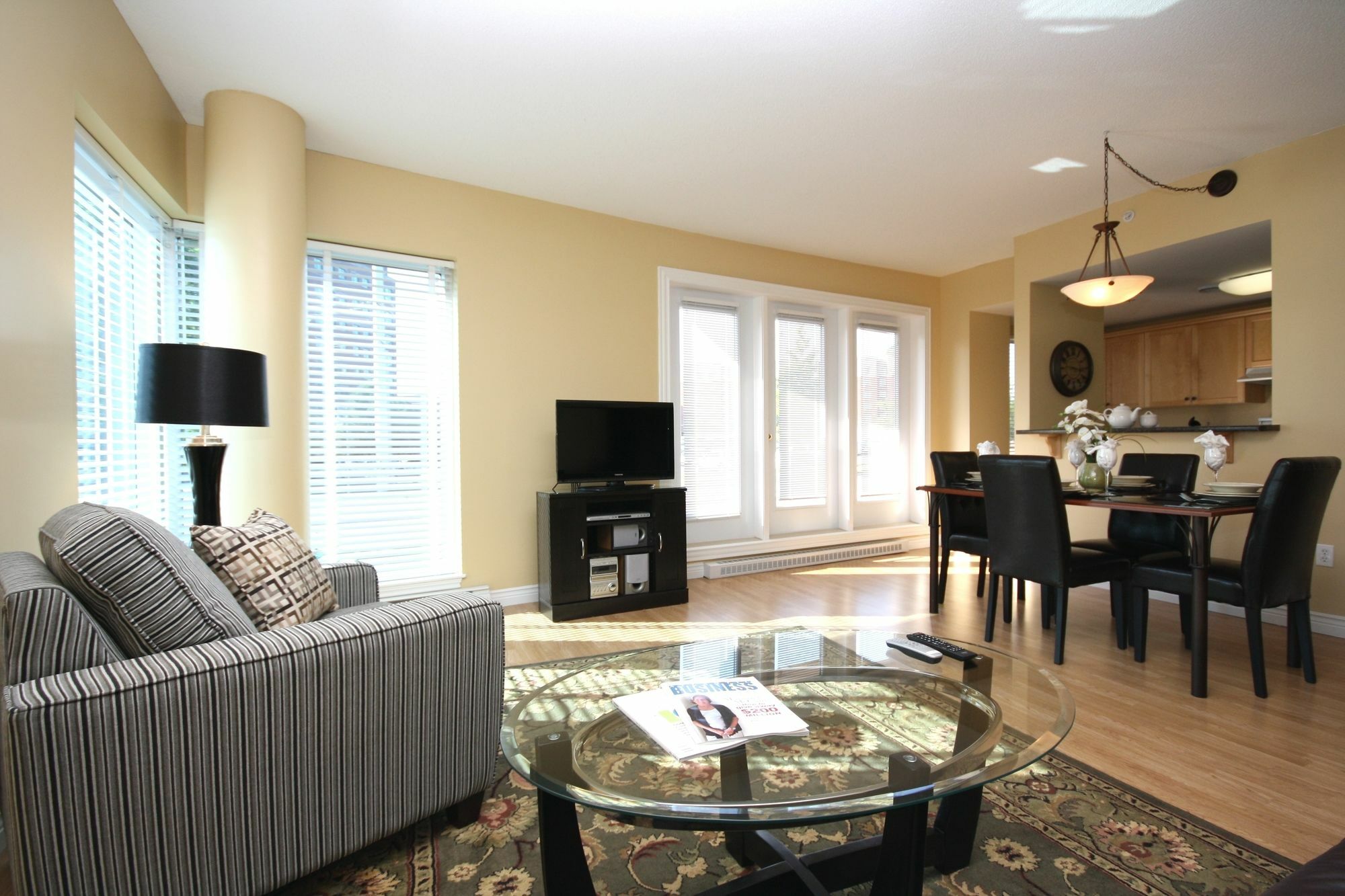 Premiere Suites Moncton Exteriör bild